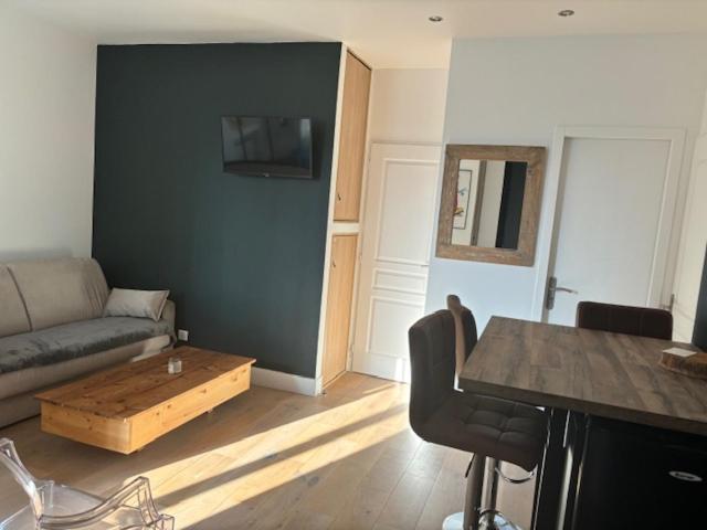 Studio Totalement Renove En Plein Centre-Ville Devant La Prefecture De Lyon Bagian luar foto